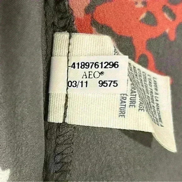 American Eagle Grey Floral Sleeveless Mini Dress Adjustable Sundress Size 10 - Picture 3 of 8